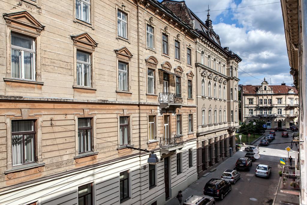 Modern 2Br Apartment In Central Lviv Kültér fotó