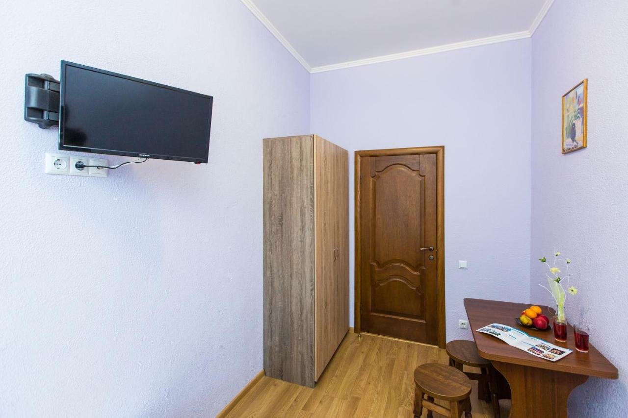 Modern 2Br Apartment In Central Lviv Kültér fotó