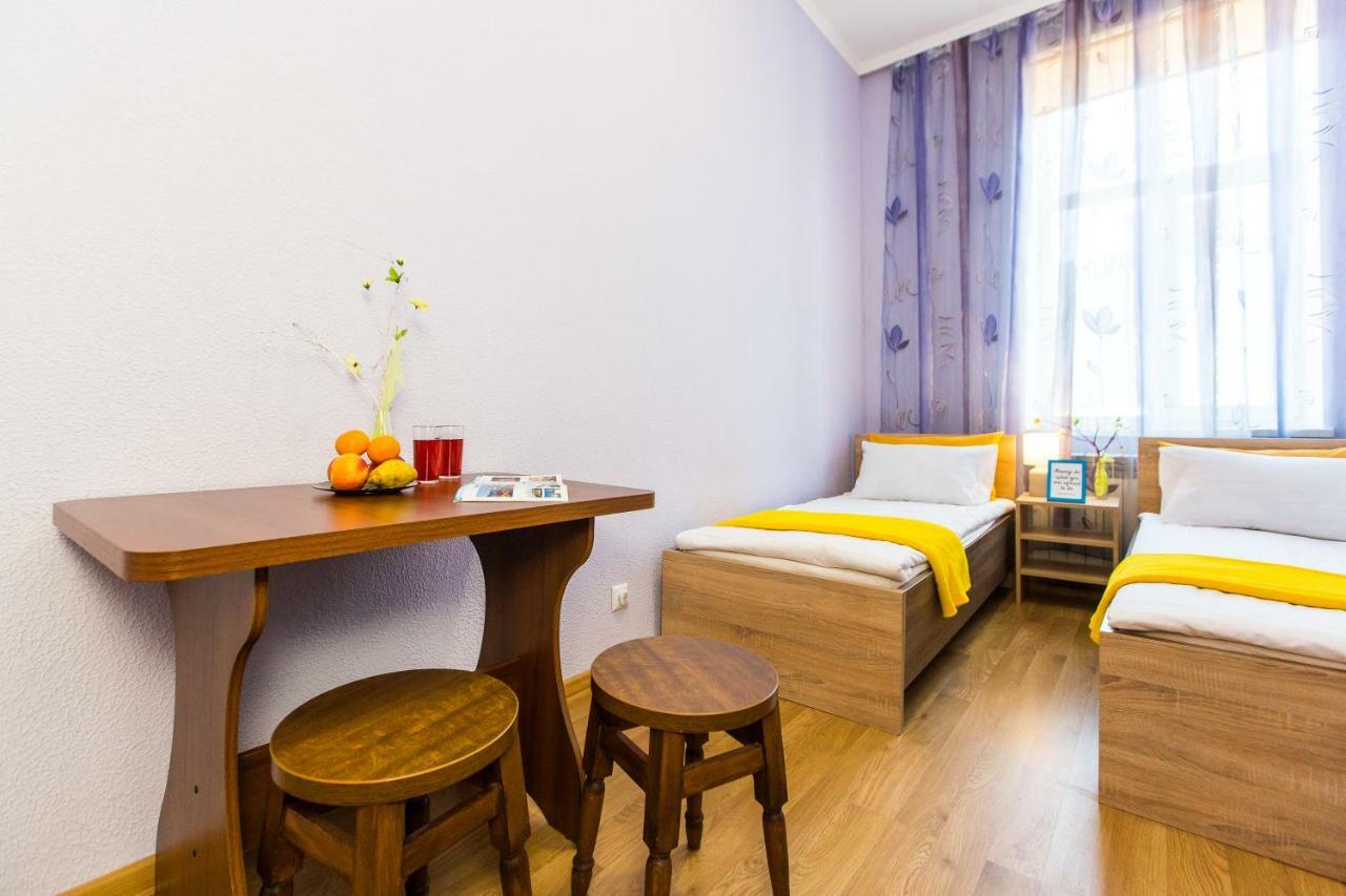 Modern 2Br Apartment In Central Lviv Kültér fotó