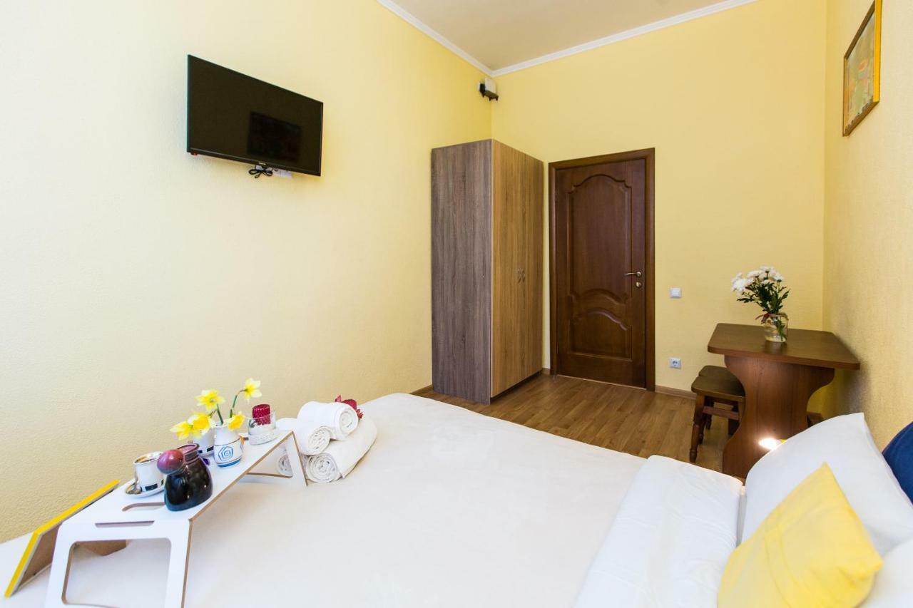 Modern 2Br Apartment In Central Lviv Kültér fotó